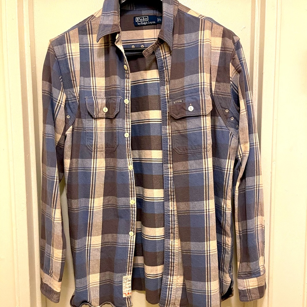 Men’s shirt. Polo by Ralph Lauren.